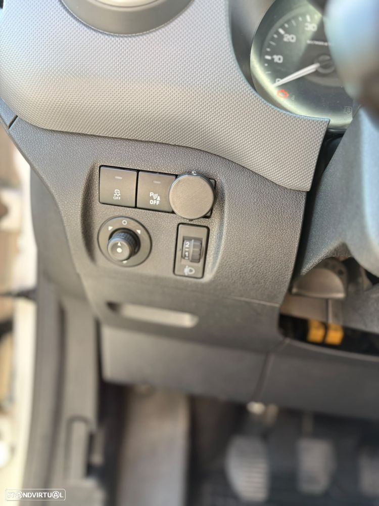 Citroën Berlingo 1,6 3 lug - 14