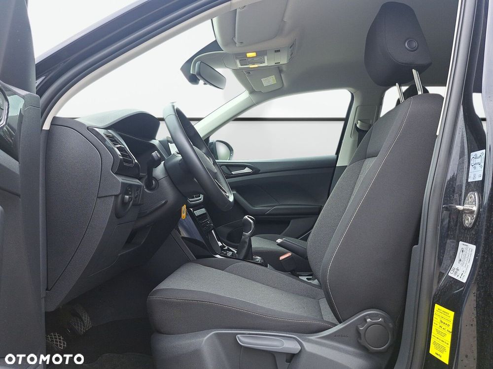 Volkswagen T-Cross - 25
