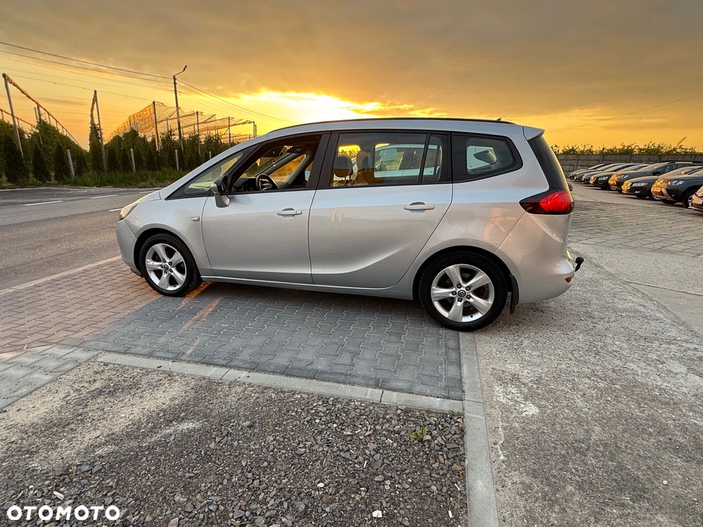 Opel Zafira Tourer 1.8 Selection - 8