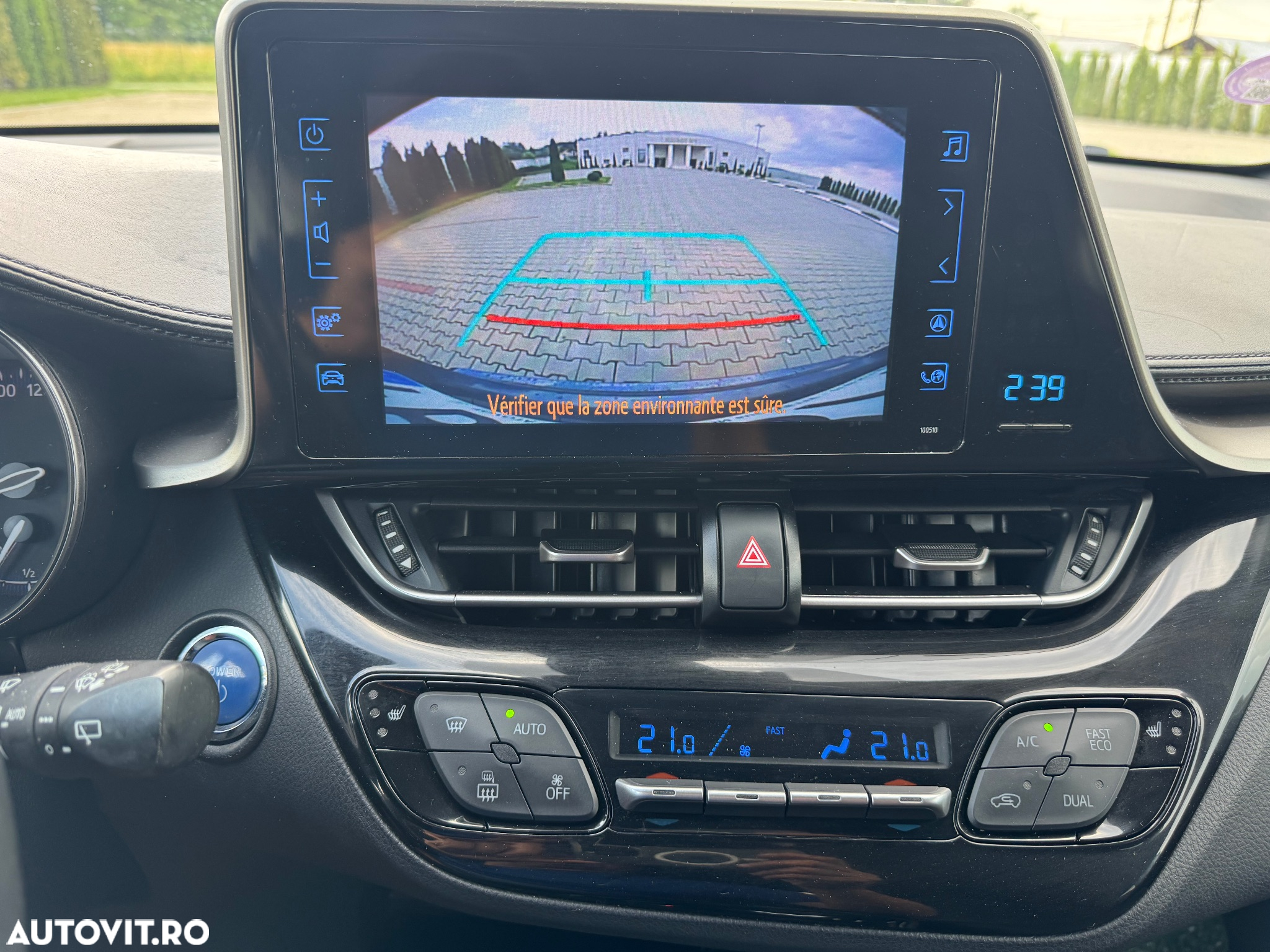 Toyota C-HR 1.8 HSD 122 CP 4x2 CVT C-ult Style - 16