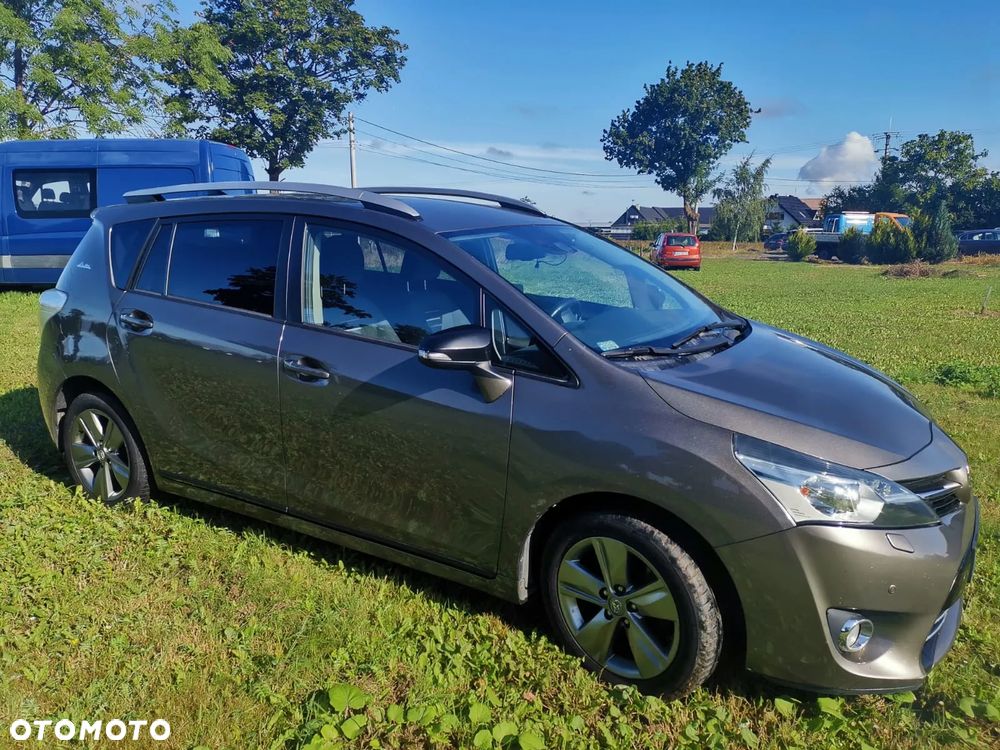 Toyota Verso 1.8 Selection EU6 - 10