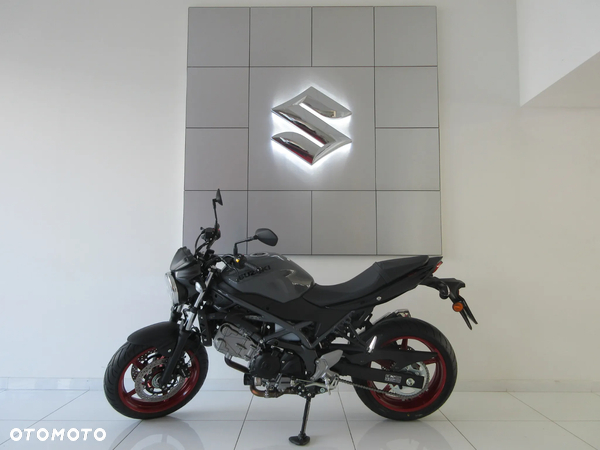 Suzuki SV