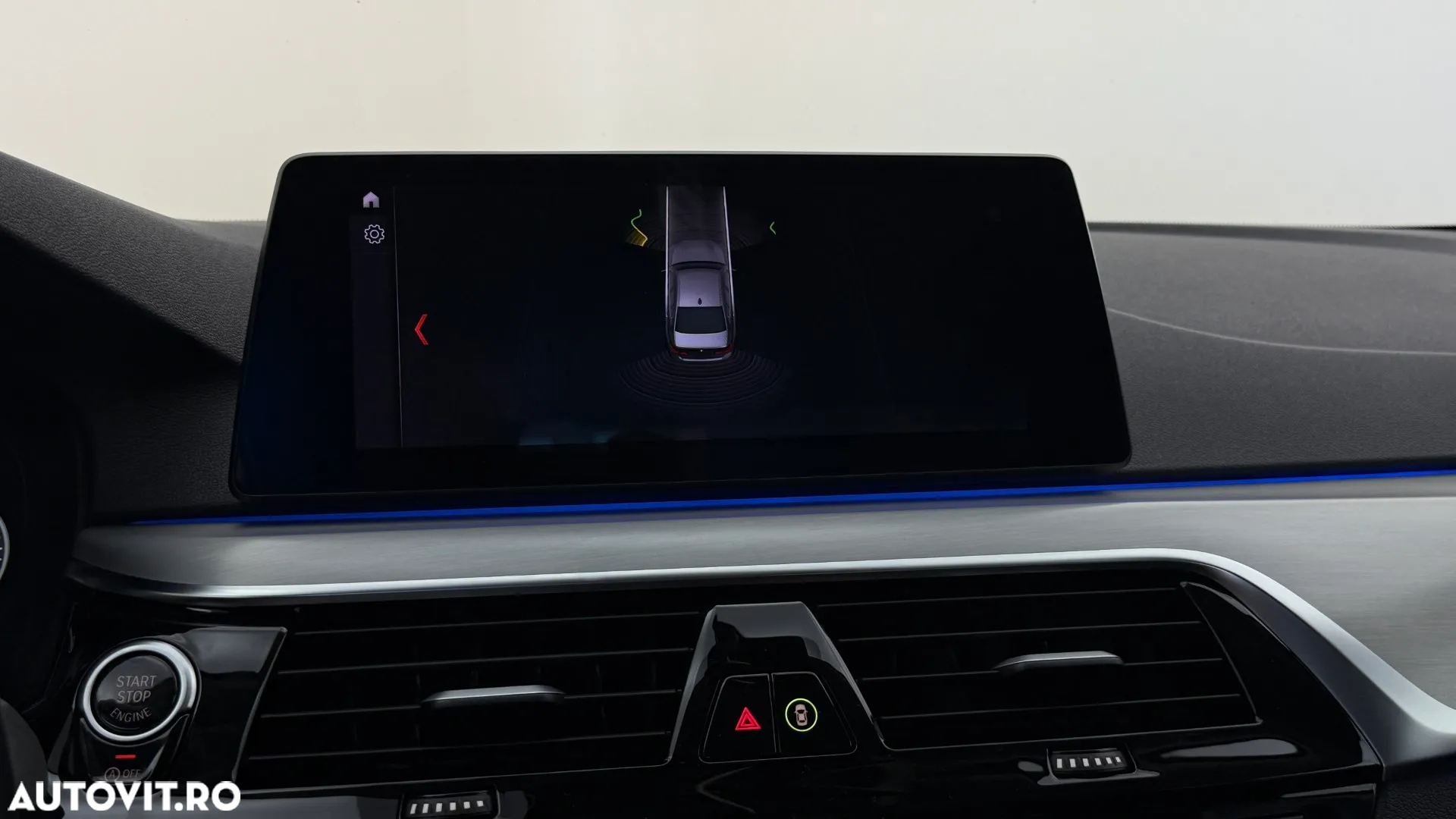 BMW Seria 5 520d xDrive AT - 31