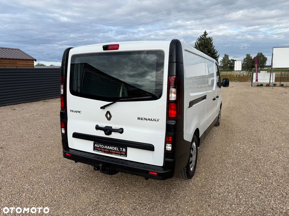Renault Trafic - 12