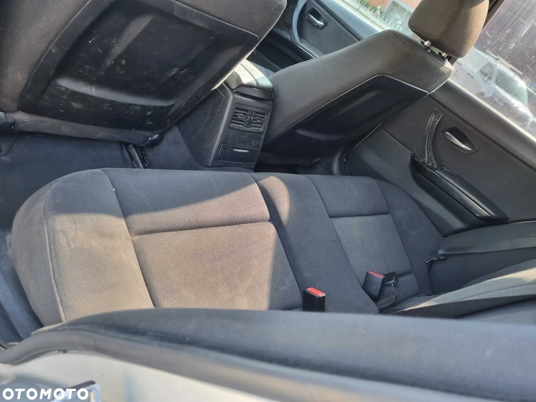 BMW Seria 3 320i - 9