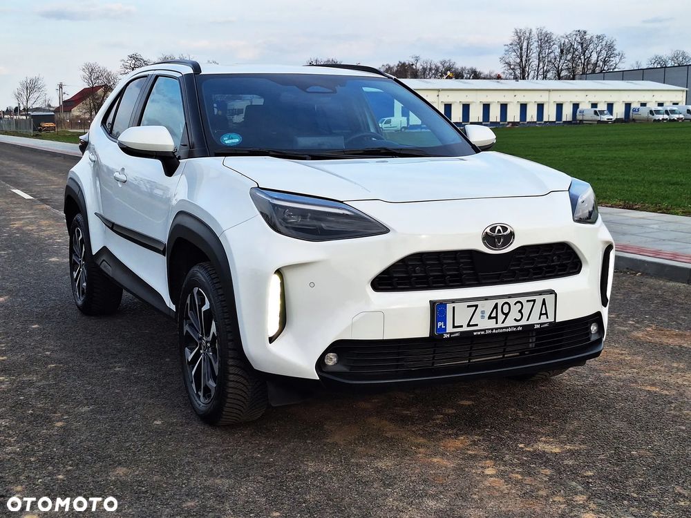 Toyota Yaris Cross 130 1.5 VVT-i Team Deutschland - 25