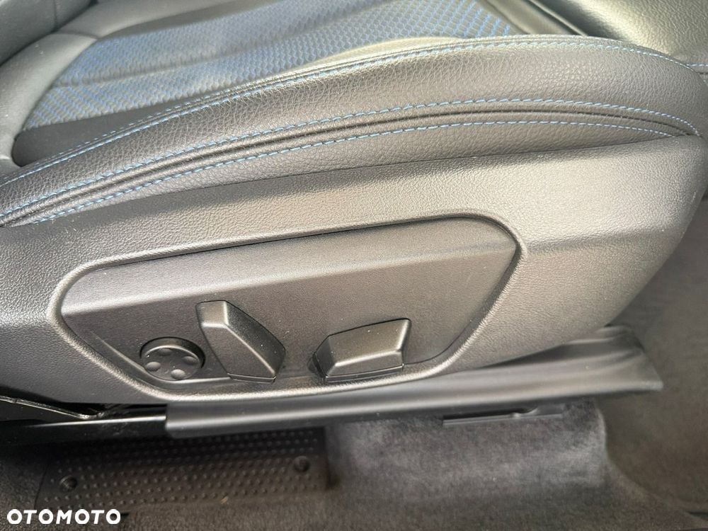 BMW X1 - 24