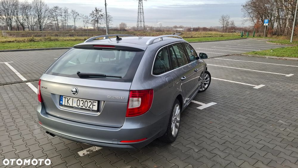 Skoda Superb 2.0 TDI 4x4 Elegance - 6