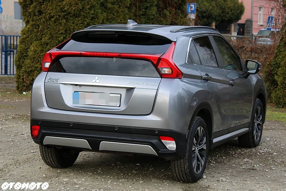 Mitsubishi Eclipse Cross - 10