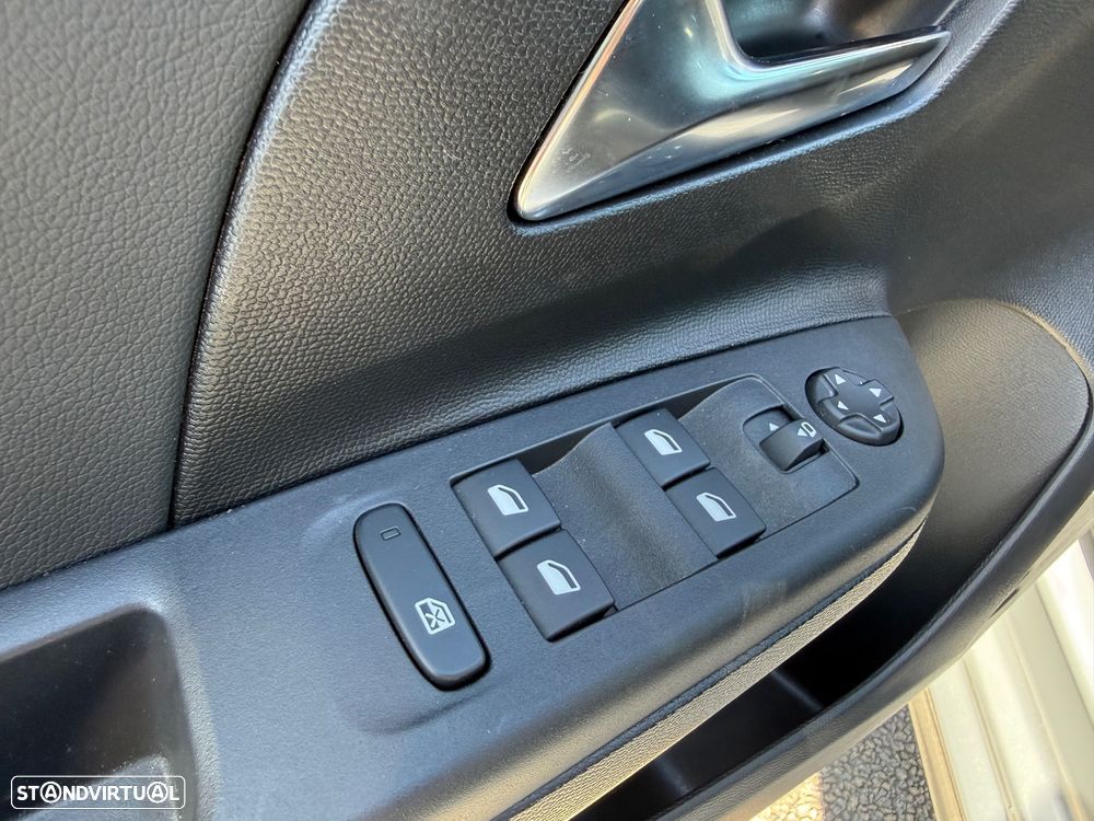 Opel Corsa-e Elegance - 20