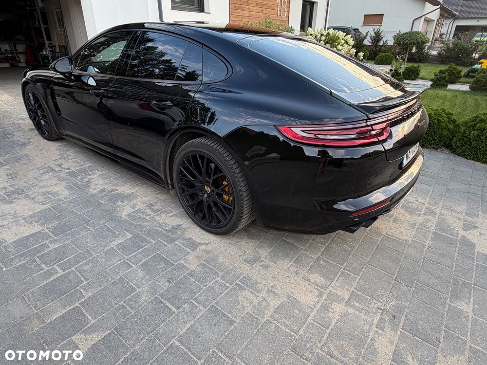 Porsche Panamera - 2