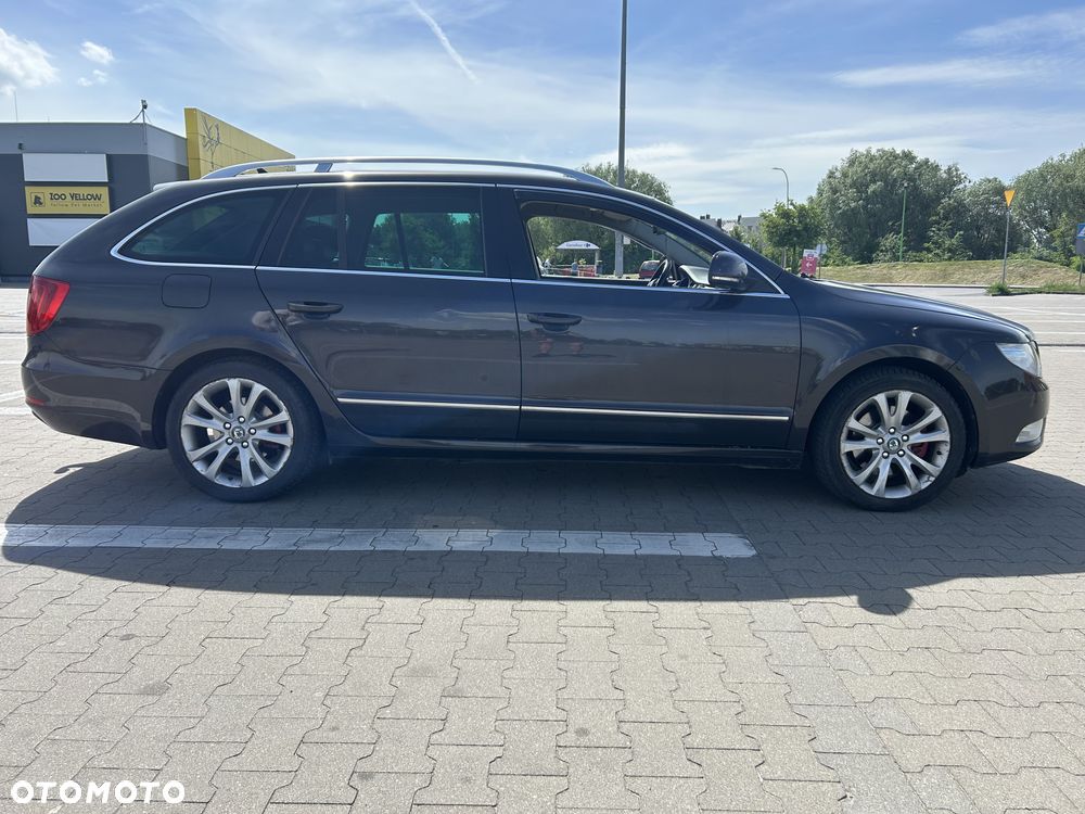 Skoda Superb 2.0 TDI Platinum DSG - 5