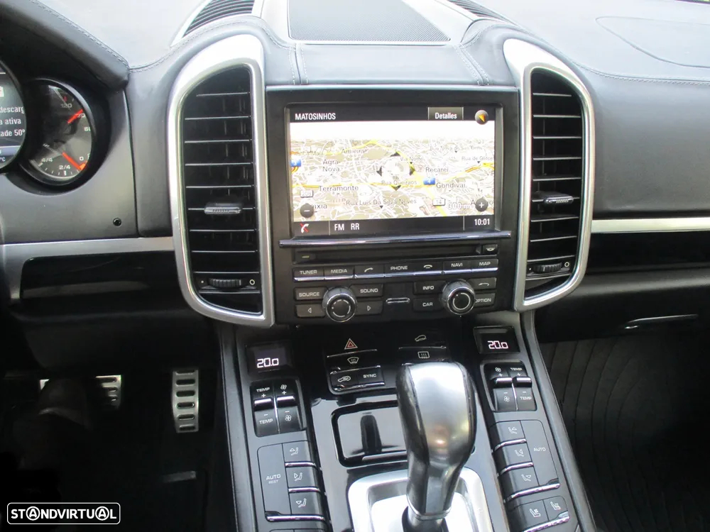 Porsche Cayenne S - 18