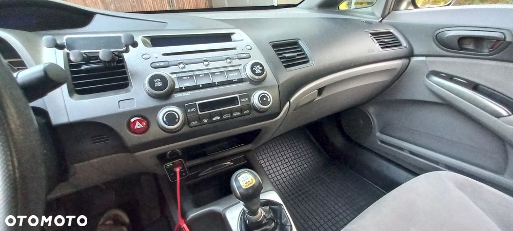 Honda Civic 1.8 Comfort - 5