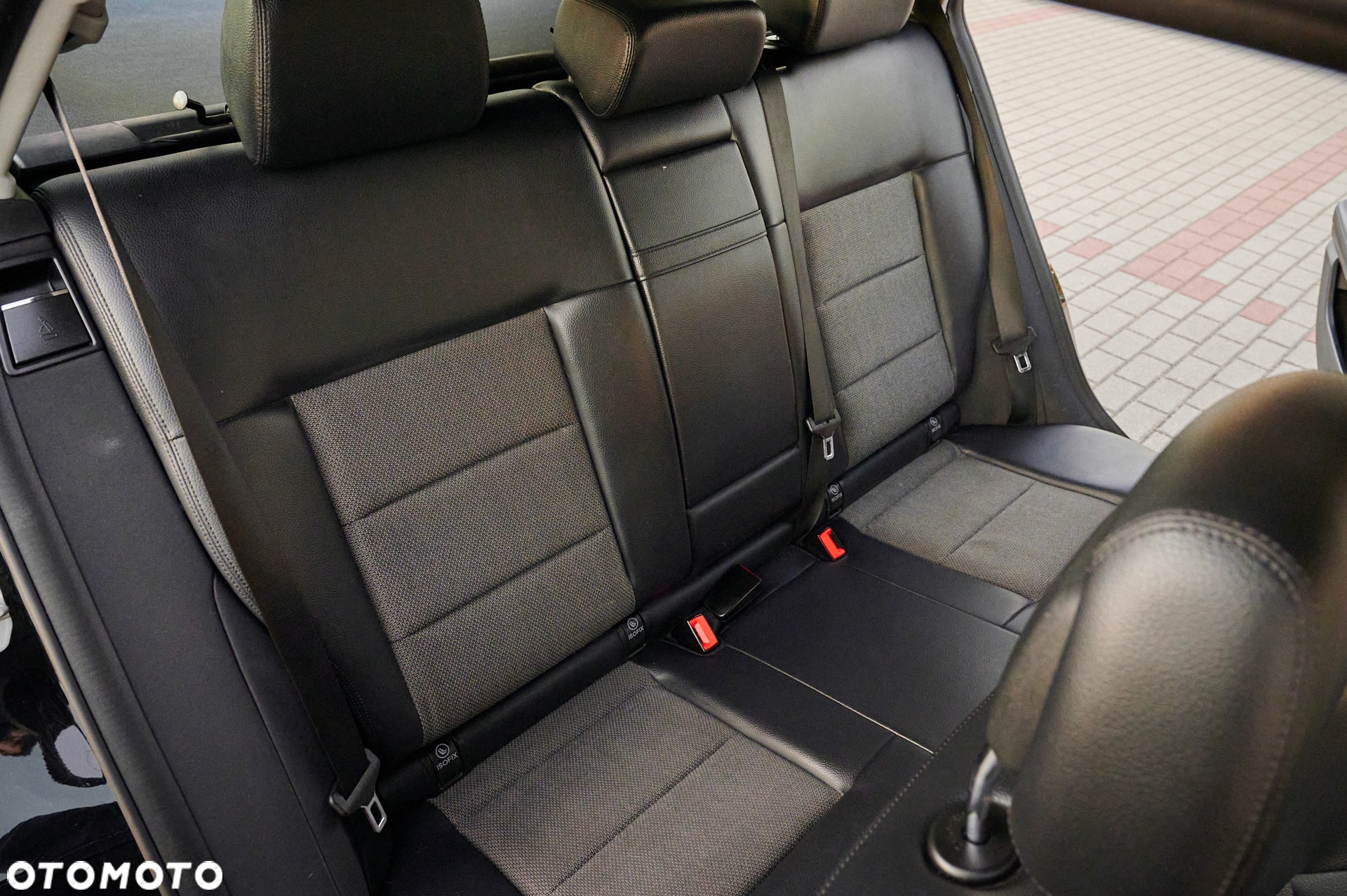 Mercedes-Benz Klasa E 200 BlueTEC 7G-TRONIC Avantgarde - 30