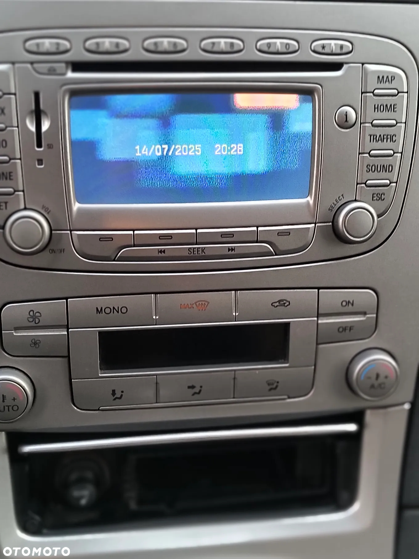 Ford S-Max 2.0 TDCi Titanium - 9