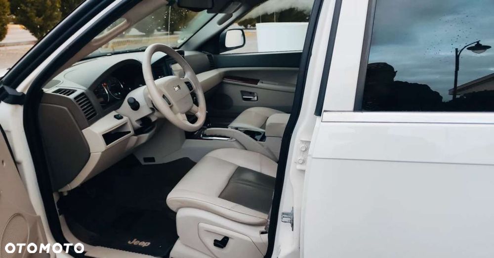 Jeep Grand Cherokee - 6