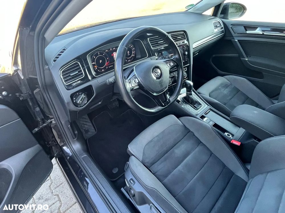 Volkswagen Golf 2.0 BlueTDI DSG Highline - 17