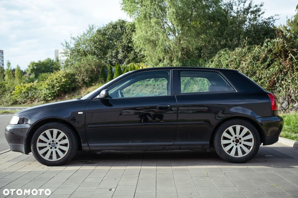 Audi A3 3-drzwiowe 1.9 TDI Ambition - 4