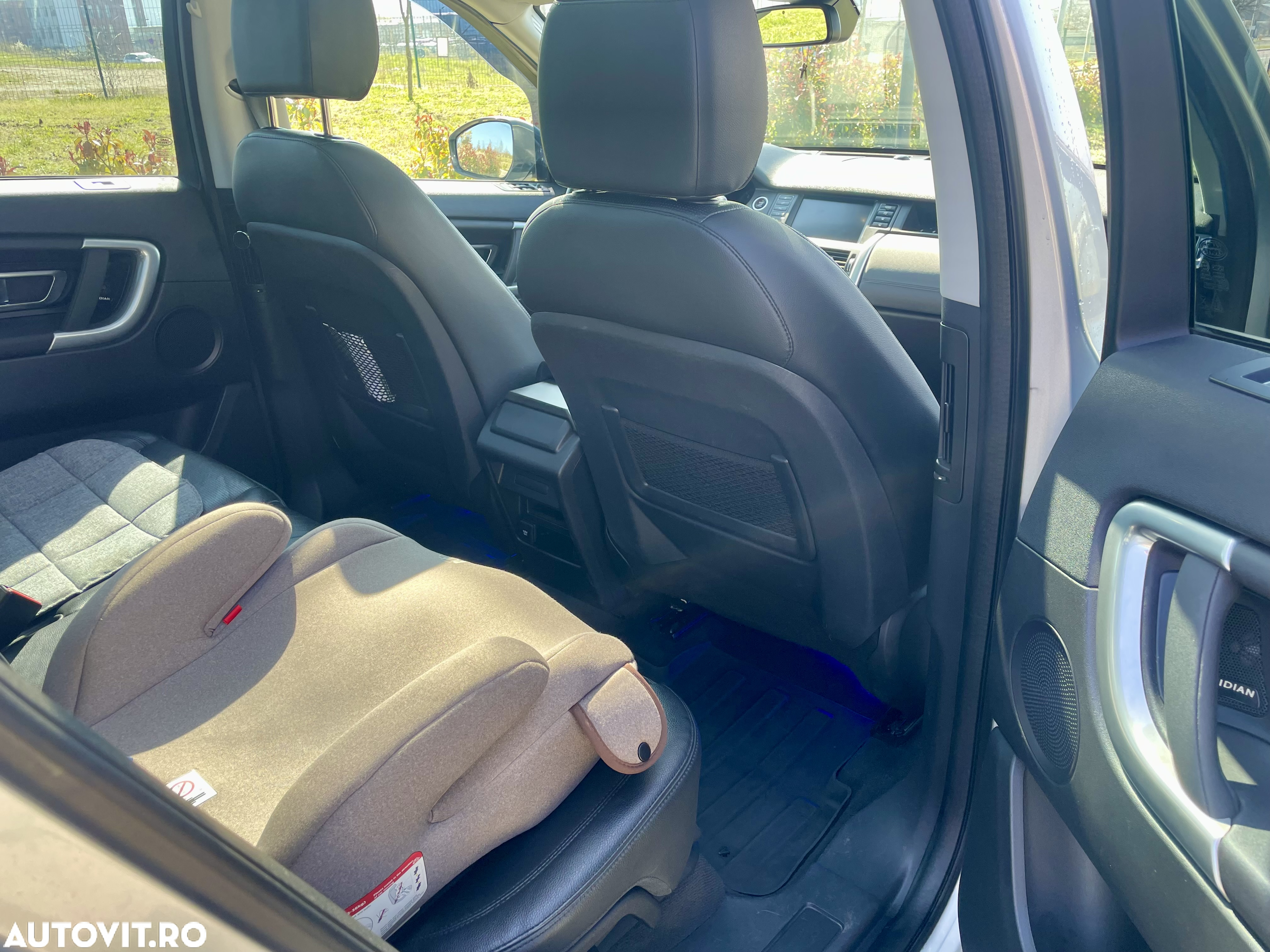 Land Rover Discovery Sport 2.0 l TD4 HSE Luxury Aut. - 20
