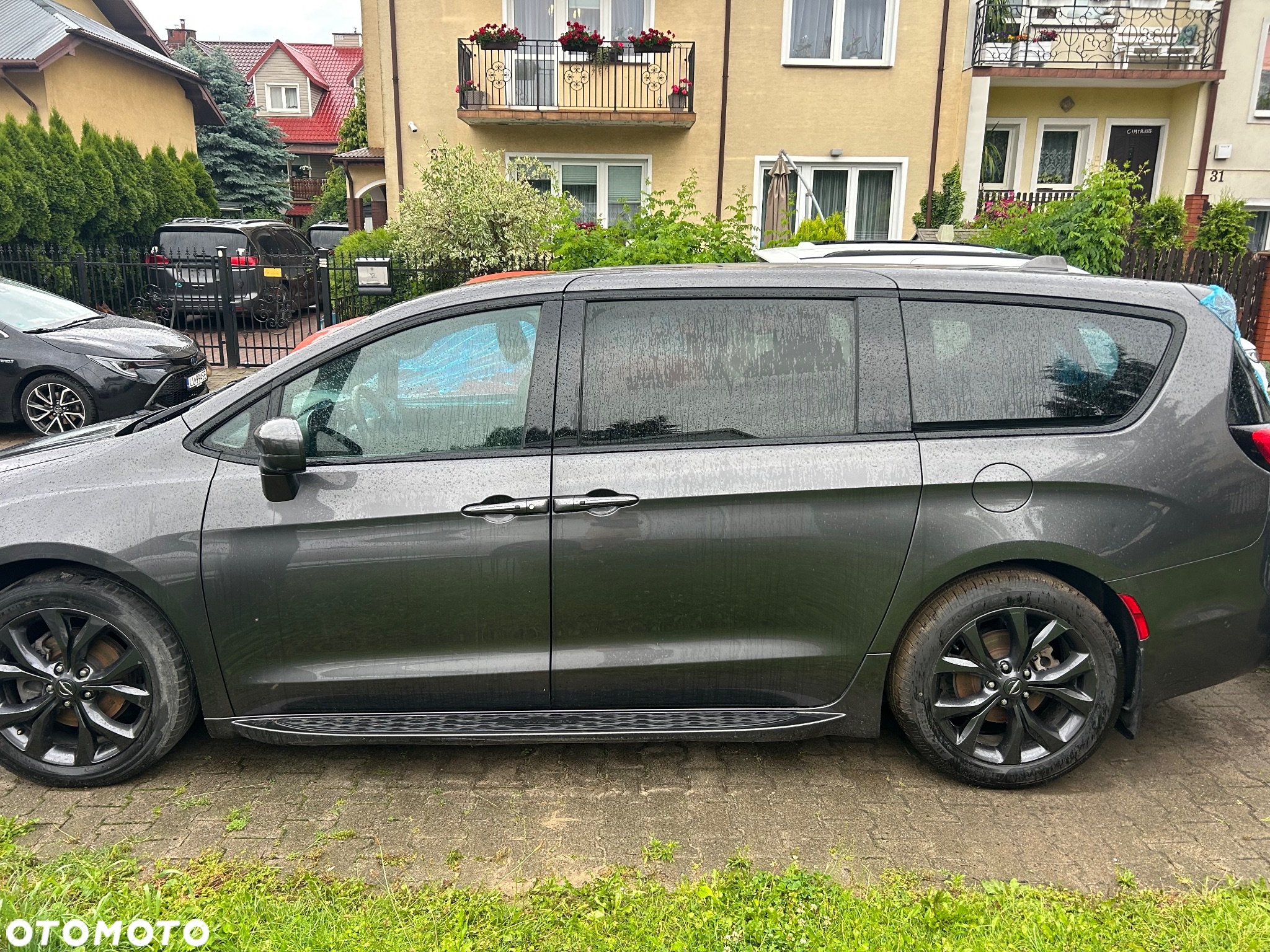 Chrysler Pacifica - 6