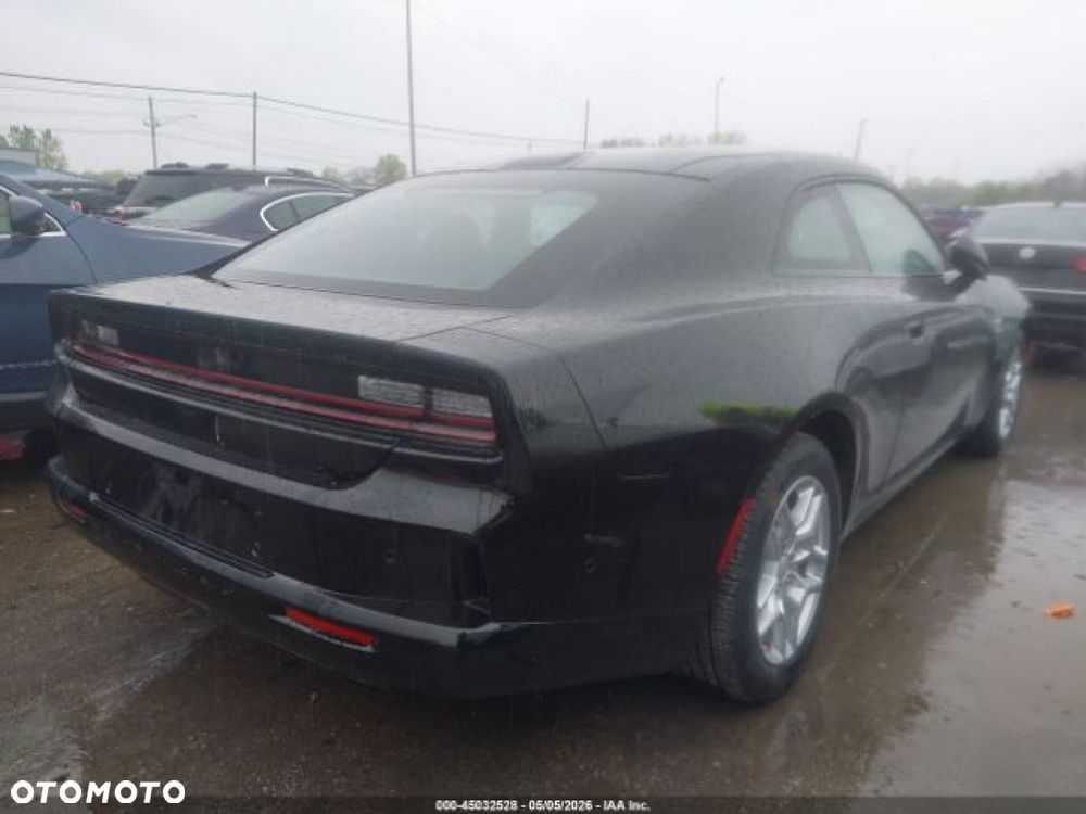 Dodge Daytona - 4