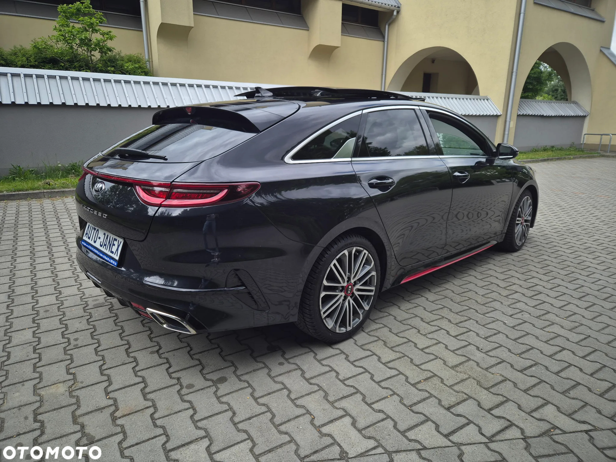 Kia ProCeed 1.6 T-GDI GT DCT - 6