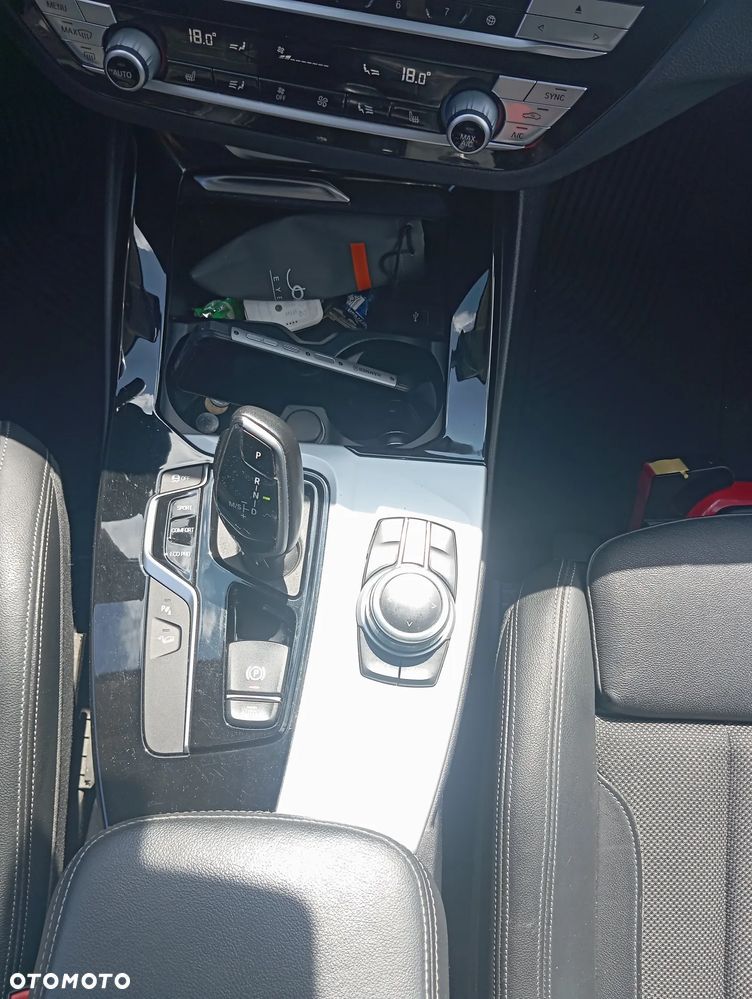 BMW X3 xDrive25d - 17