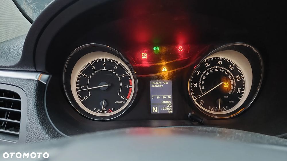 Suzuki Kizashi 2.4 4x4 CVT Sport - 3