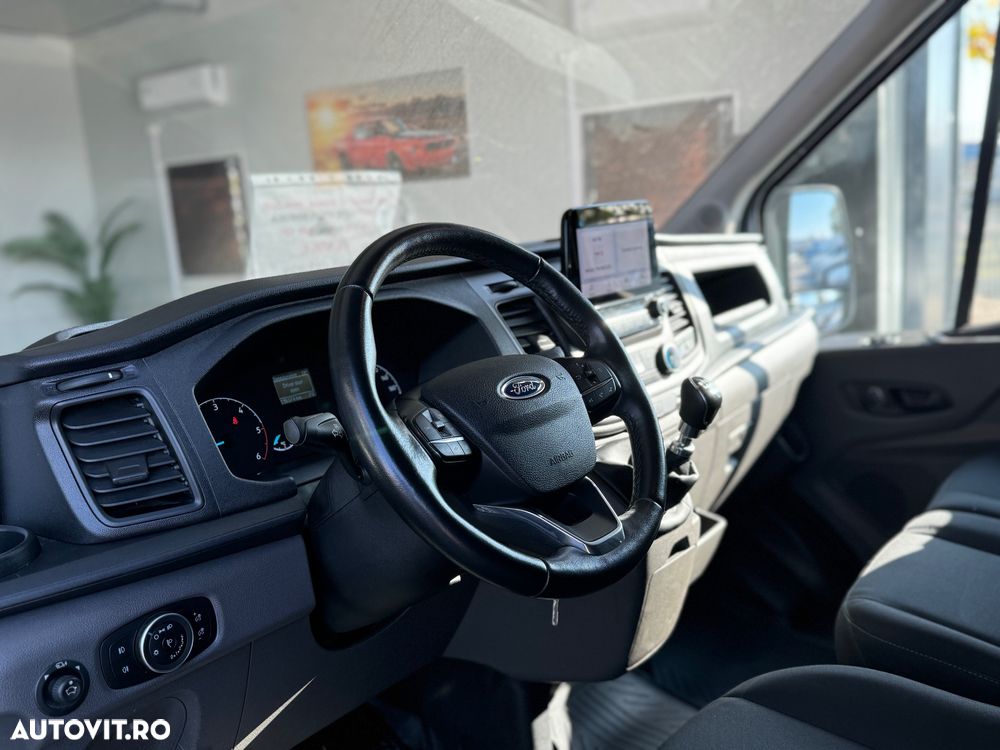 Ford Transit - 11