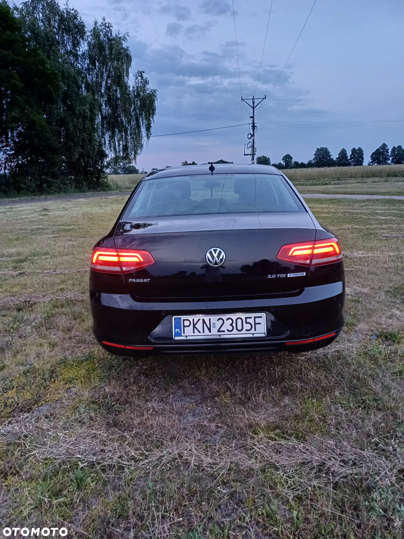 Volkswagen Passat 2.0 TDI BMT Highline - 11