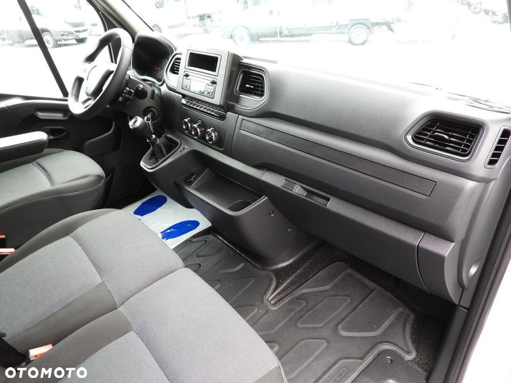 Renault MASTER PLANDEKA WINDA 9 PALET WEBASTO TEMPOMAT LEDY PNEUMATYKA KLIMATYZACJA  165KM - 39