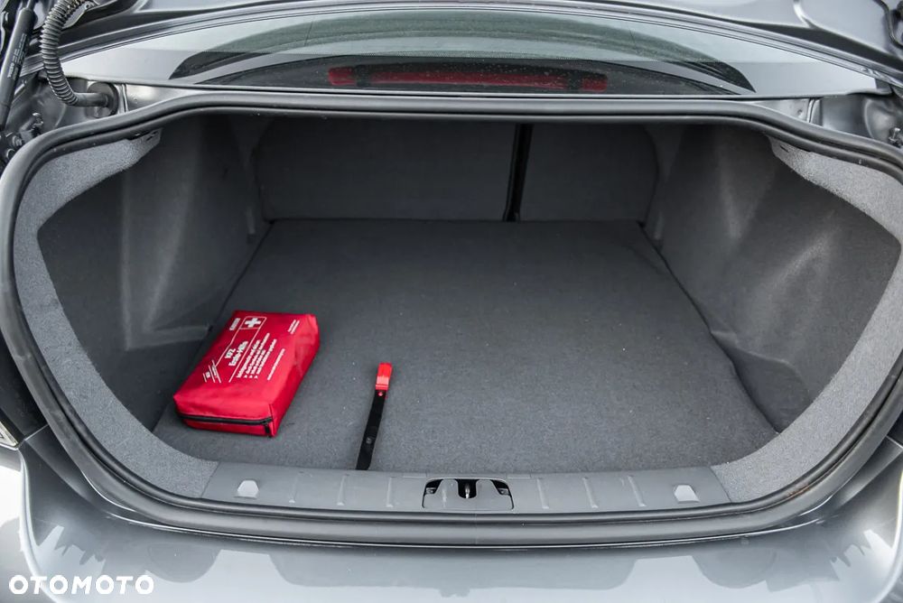 Volvo S40 T5 Business Edition - 27