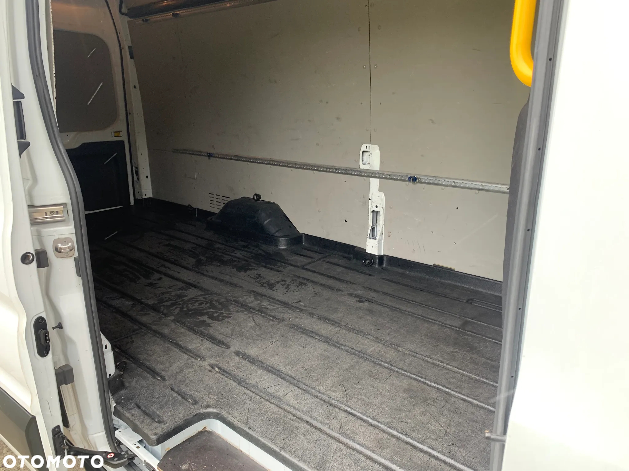 Ford Transit - 6