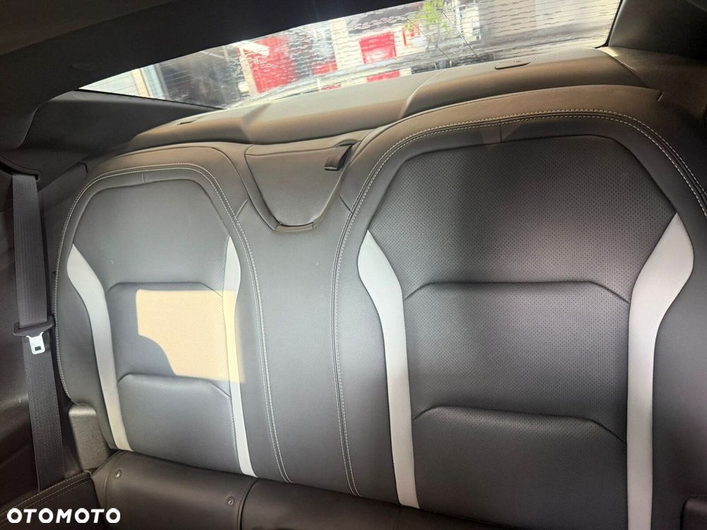 Chevrolet Camaro - 34