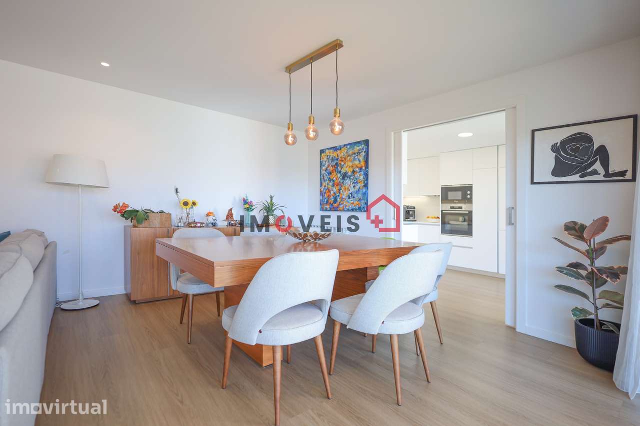 Apartamento T3 - junto à Marquês de Pombal - Grande imagem: 2/16