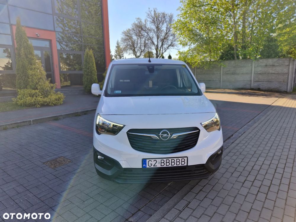Opel COMBO - 1