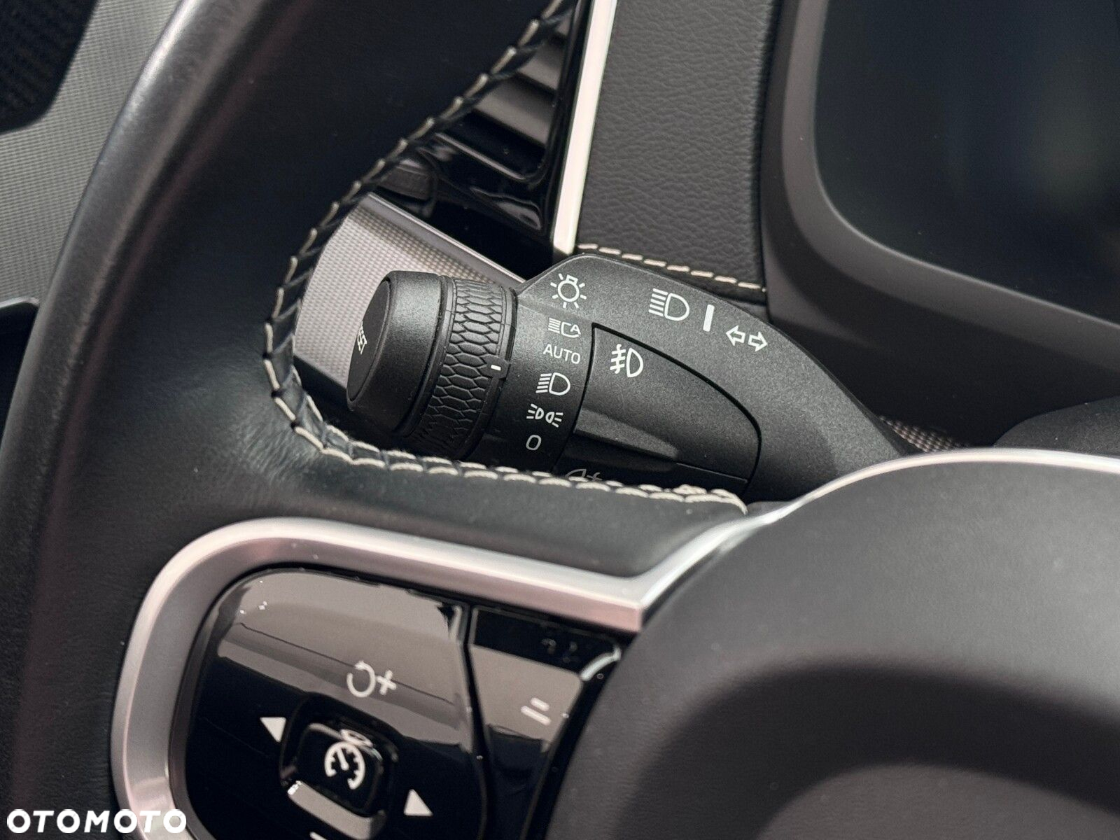 Volvo XC 90 - 26