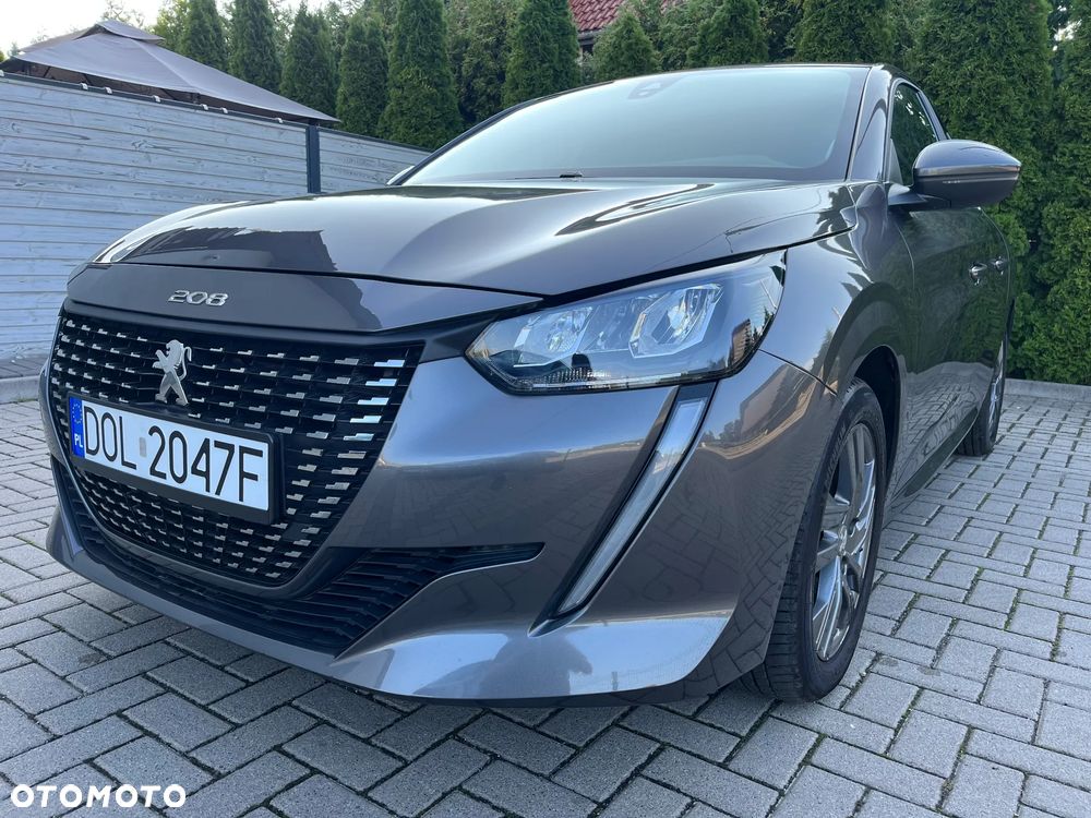 Peugeot 208 PureTech 100 EAT8 Allure - 3