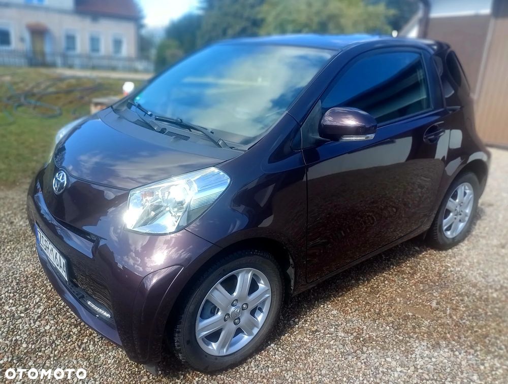 Toyota iQ 1.0 Luna CVT - 9