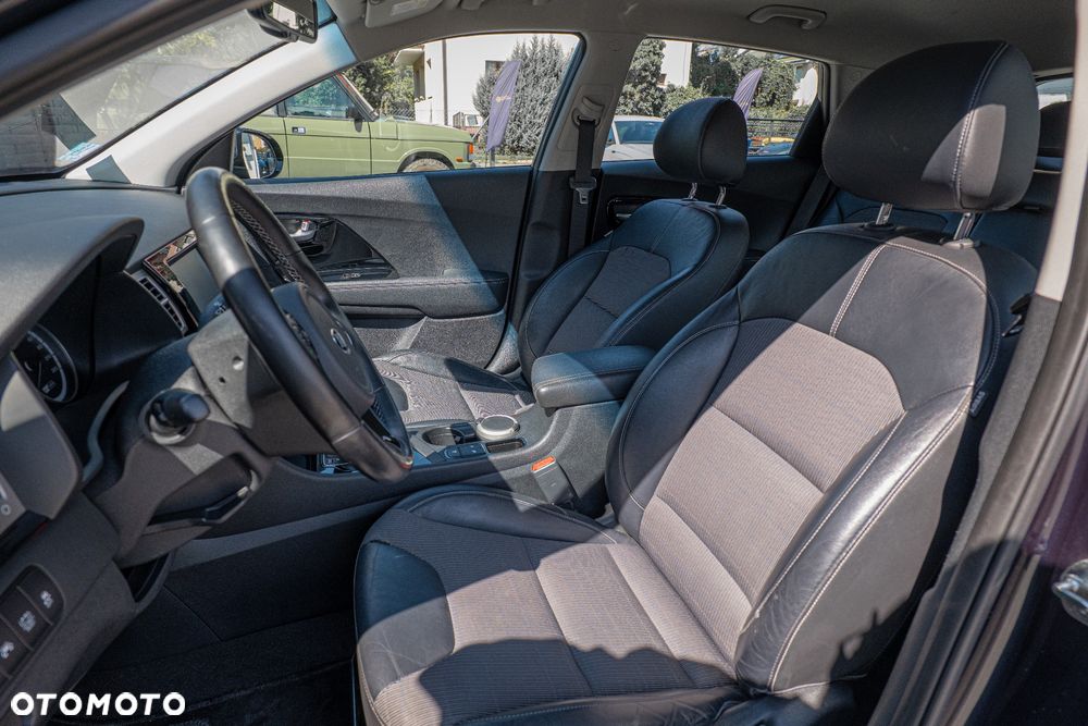 Kia Niro 1.6 GDI Hybrid L - 14