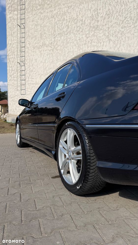 Mercedes-Benz Klasa C 180 T Kompressor Avantgarde Starline - 6