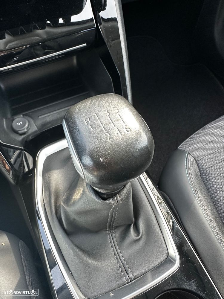 Peugeot 2008 1.5 BlueHDi Allure - 54