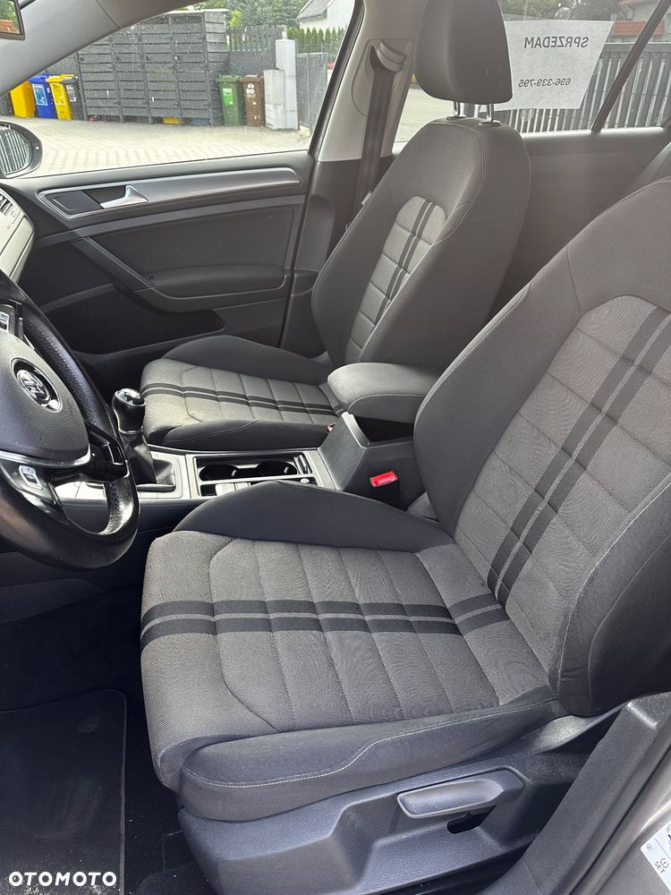 Volkswagen Golf - 7