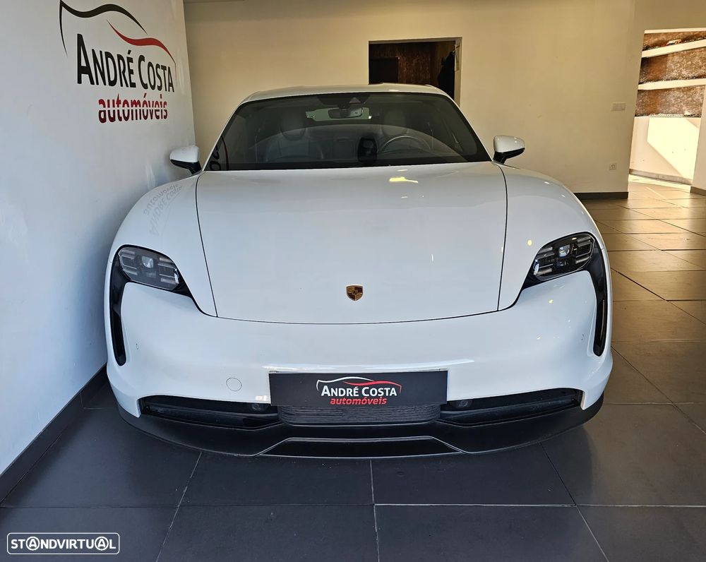 Porsche Taycan 4S - 12