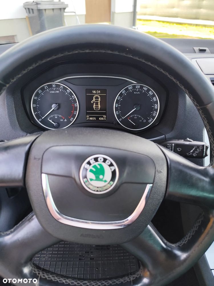 Skoda Octavia 1.6 TDI Ambition - 9