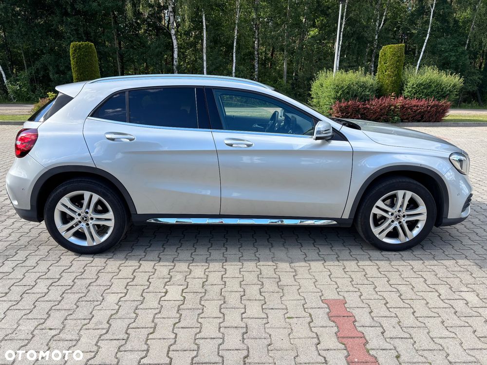 Mercedes-Benz GLA 250 4Matic 7G-DCT AMG Line - 7
