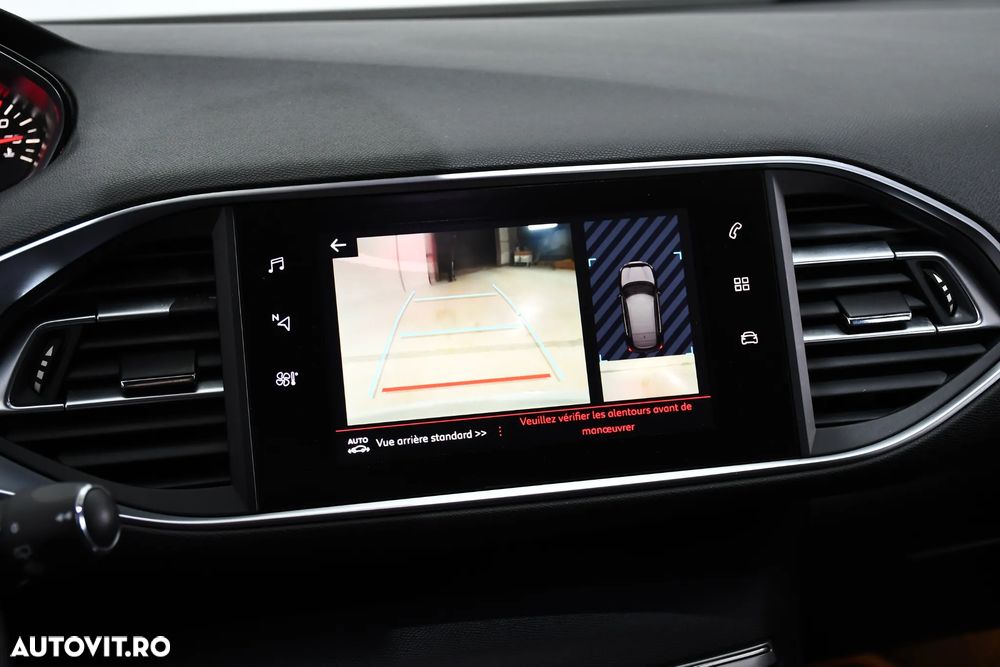 Peugeot 308 1.2 L PureTech Turbo S&S Active - 7