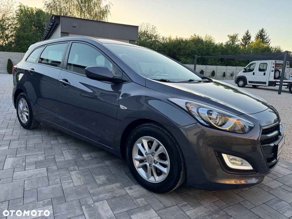 Hyundai i30 1.6 Comfort - 4