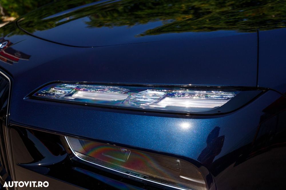 BMW Seria 7 - 10